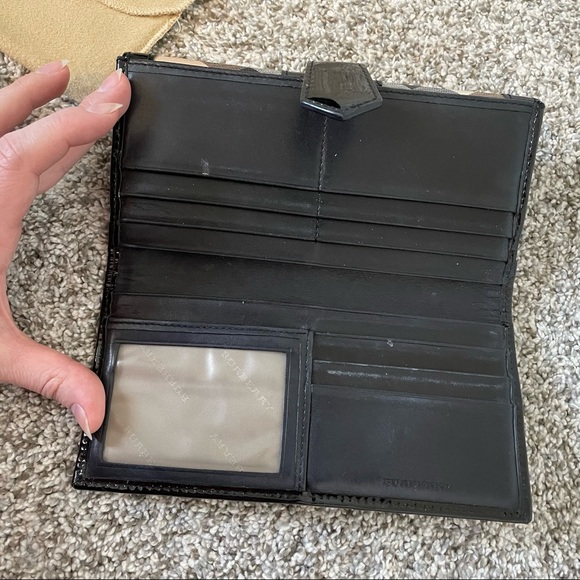 Burberry Nova Check Wallet ❤️ - Picture 3 of 6